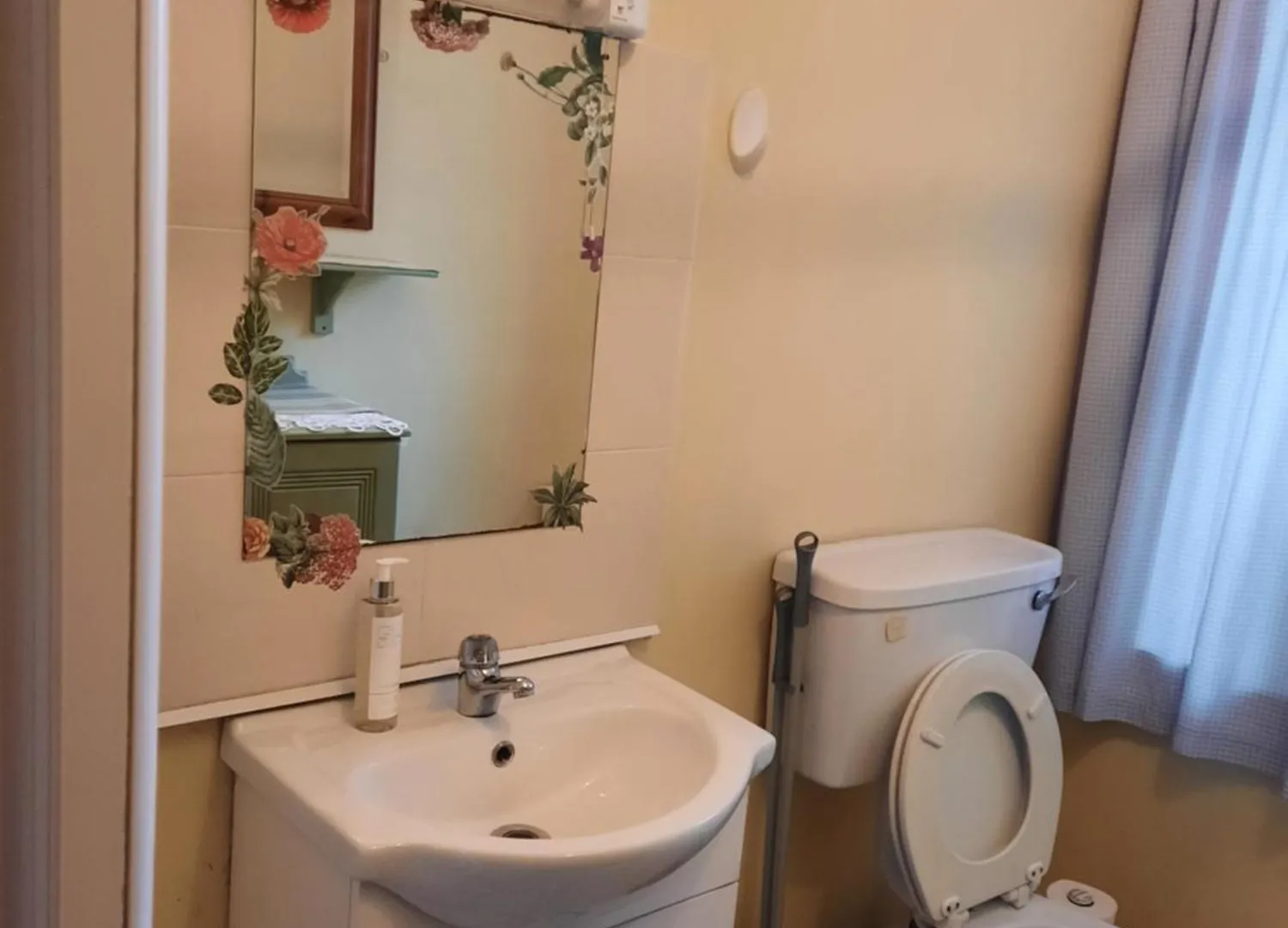City Centre Room Ensuite Cork Homestay
